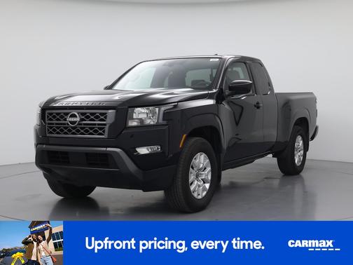 Black 2024 Nissan Frontier SV