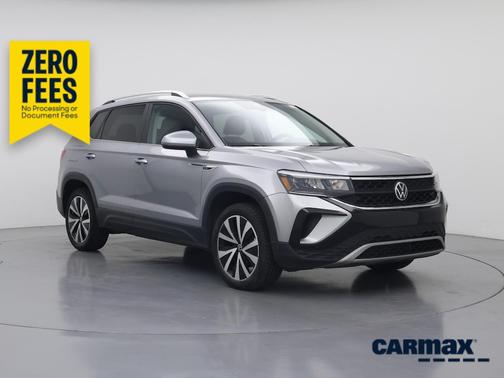 Silver 2022 Volkswagen Taos SE