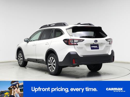 White 2022 Subaru Outback Premium