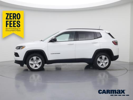 White 2022 Jeep Compass Latitude