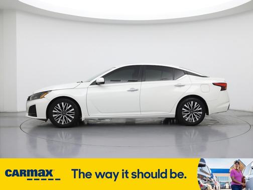 2023 Nissan Altima SV