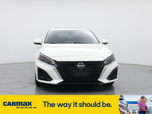 2023 Nissan Altima SV