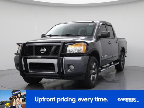 2015 Nissan Titan SV