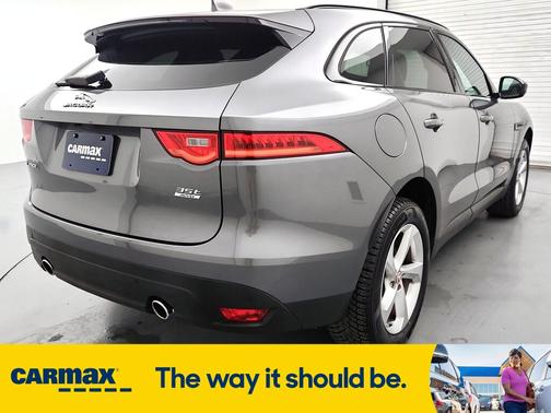 2017 Jaguar F-PACE Premium