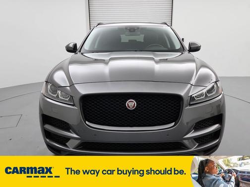 2017 Jaguar F-PACE Premium
