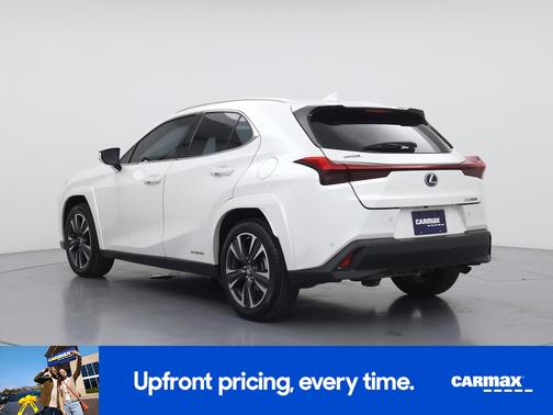 White 2022 Lexus UX 250h Luxury