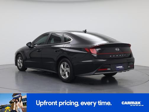 Black 2021 Hyundai SONATA SE