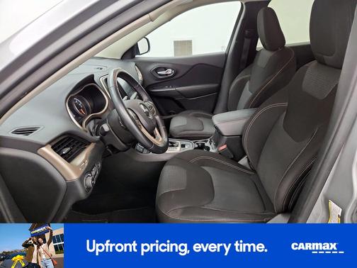 Silver 2017 Jeep Cherokee Latitude