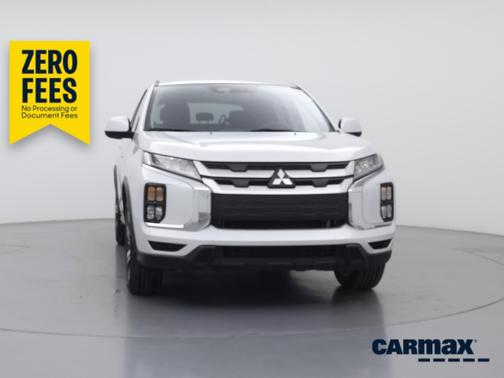 White 2024 Mitsubishi Outlander Sport LE