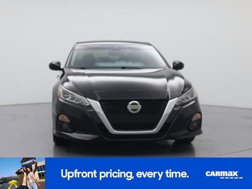 Black 2019 Nissan Altima SL