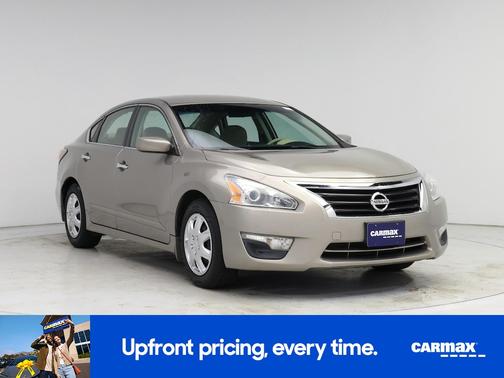 Gray 2015 Nissan Altima S