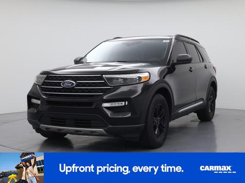 Black 2021 Ford Explorer XLT