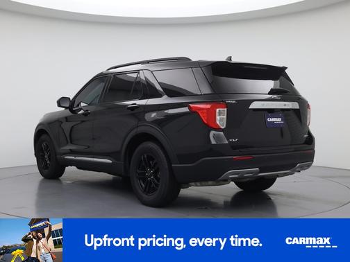 Black 2021 Ford Explorer XLT