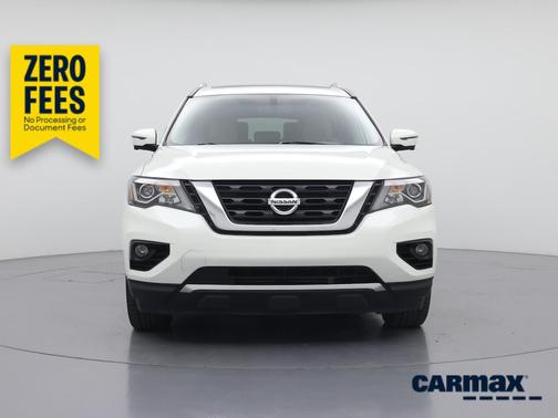 White 2020 Nissan Pathfinder Platinum