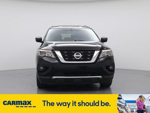 2018 Nissan Pathfinder SV