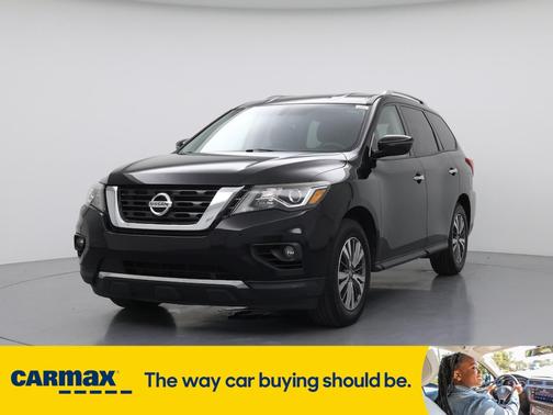 2018 Nissan Pathfinder SV