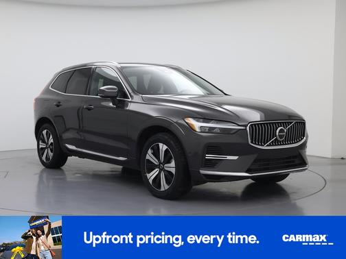 2023 Volvo XC60 Recharge Plug-In Hybrid T8 Plus Bright Theme