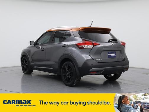2020 Nissan Kicks SR