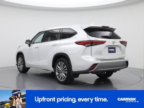 2022 Toyota Highlander Platinum