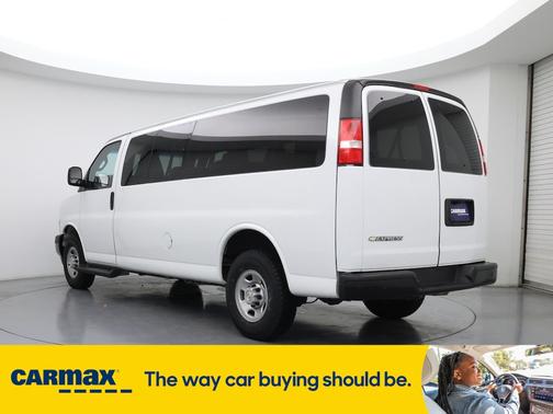 2022 Chevrolet Express 3500 LS