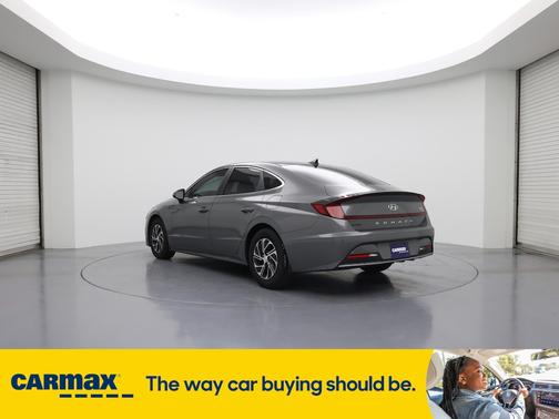 2022 Hyundai SONATA Hybrid Blue