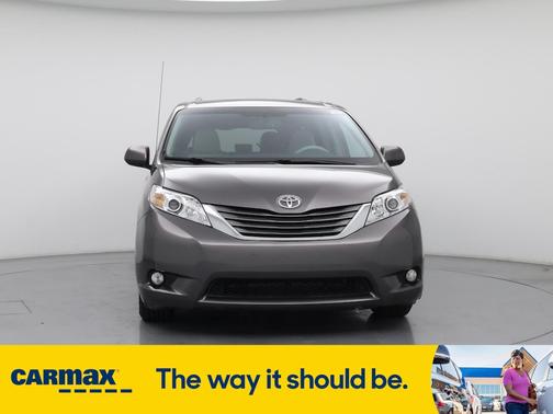 2013 Toyota Sienna XLE