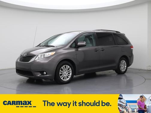 2013 Toyota Sienna XLE