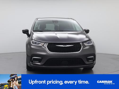 Gray 2023 Chrysler Pacifica Touring L