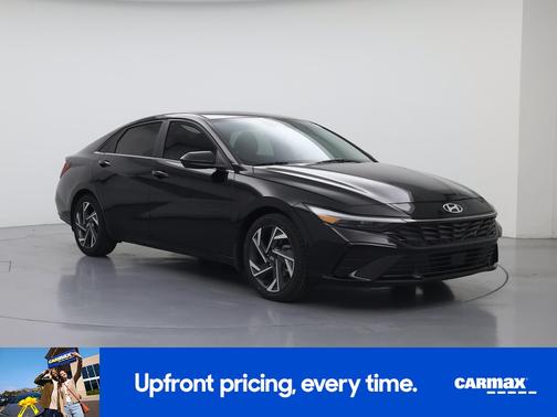 Black 2024 Hyundai ELANTRA SEL