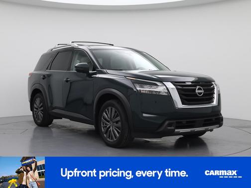 2024 Nissan Pathfinder SL