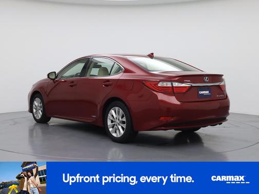 2015 Lexus ES 300h 