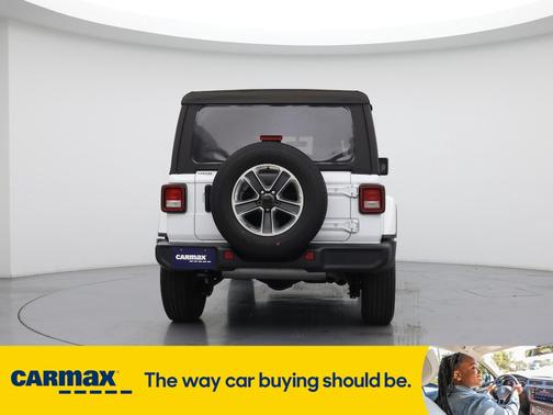 2023 Jeep Wrangler Unlimited Sahara