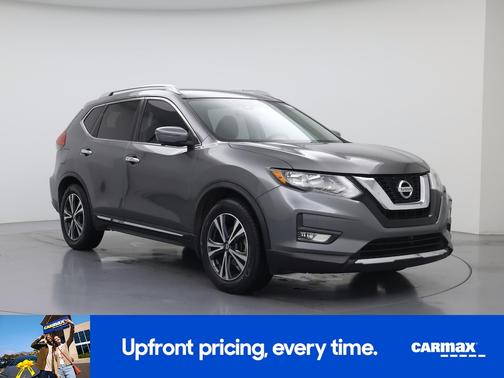 Gray 2017 Nissan Rogue SL