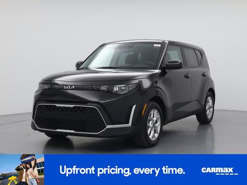 Black 2024 Kia Soul LX