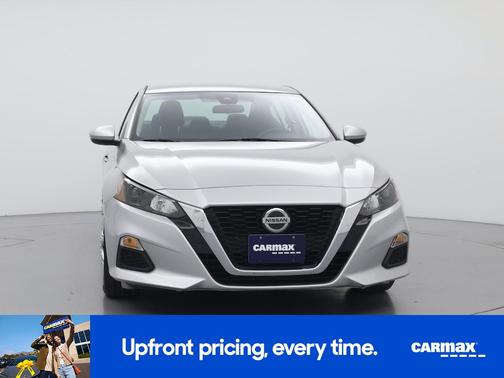 Silver 2022 Nissan Altima S