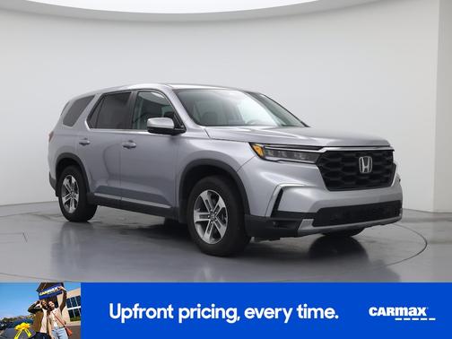 Silver 2025 Honda Pilot EX-L