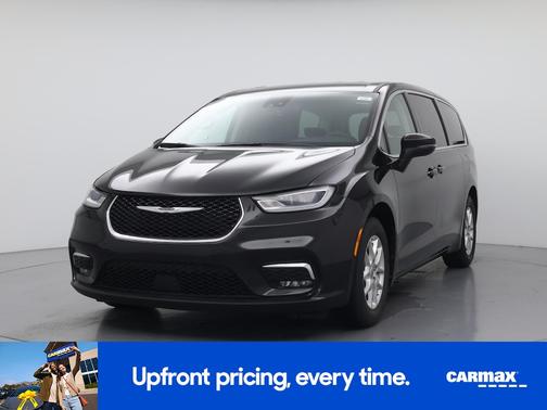 Black 2023 Chrysler Pacifica Touring L