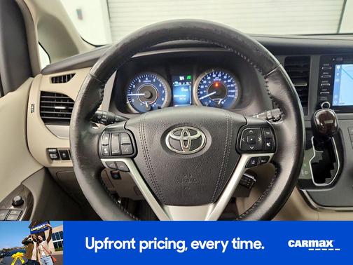 2018 Toyota Sienna XLE