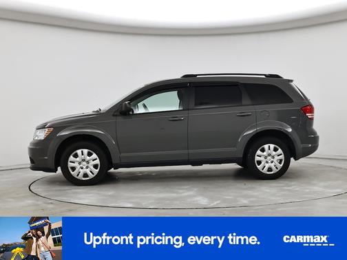 Gray 2020 Dodge Journey SE