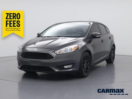 Gray 2016 Ford Focus SE