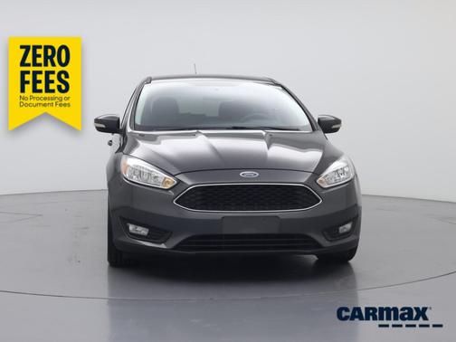 Gray 2016 Ford Focus SE