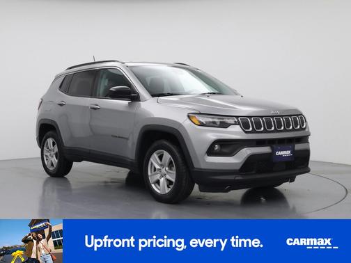 Silver 2022 Jeep Compass Latitude