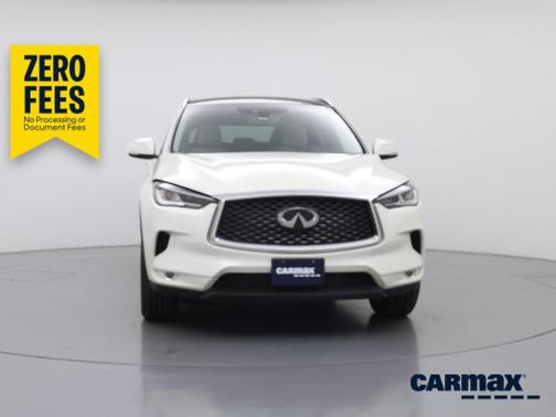White 2022 INFINITI QX50 Luxe