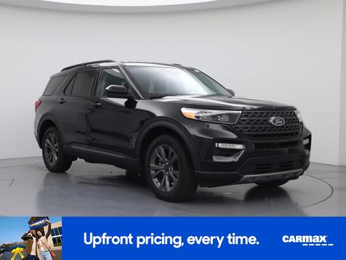 Black 2023 Ford Explorer XLT