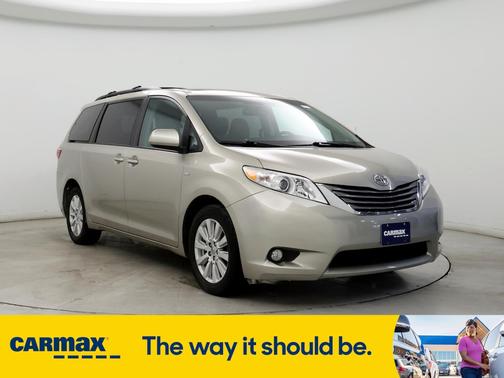 2017 Toyota Sienna XLE