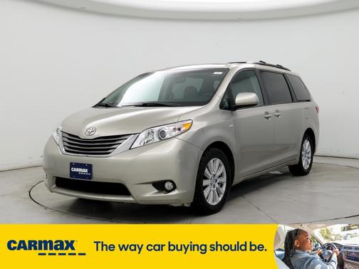 2017 Toyota Sienna XLE