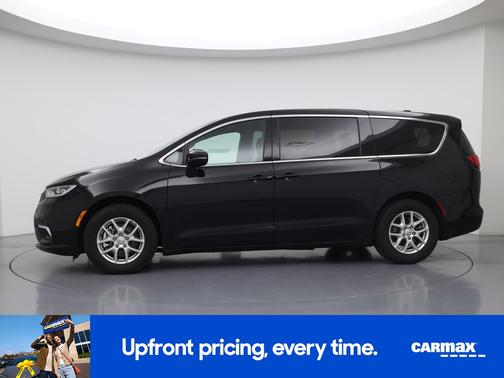 Black 2025 Chrysler Pacifica Select