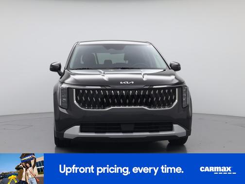 Gray 2025 Kia Carnival LXS