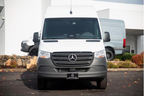 2025 Mercedes-Benz Sprinter 2500 High Roof