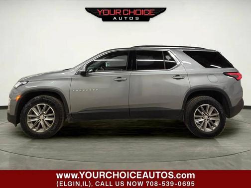 Sterling Gray Metallic 2023 Chevrolet Traverse LT Cloth
